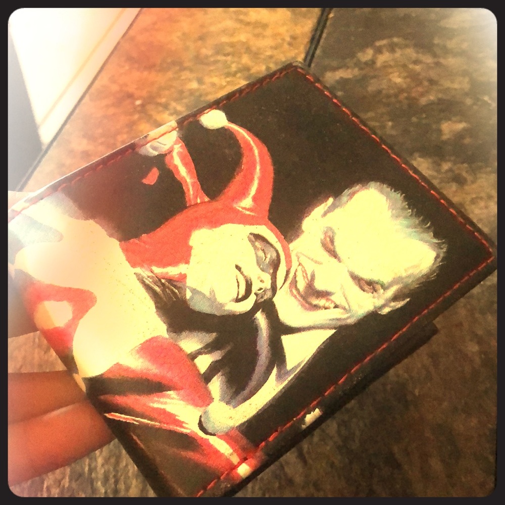 Joker and Harley Quinn pocketbook